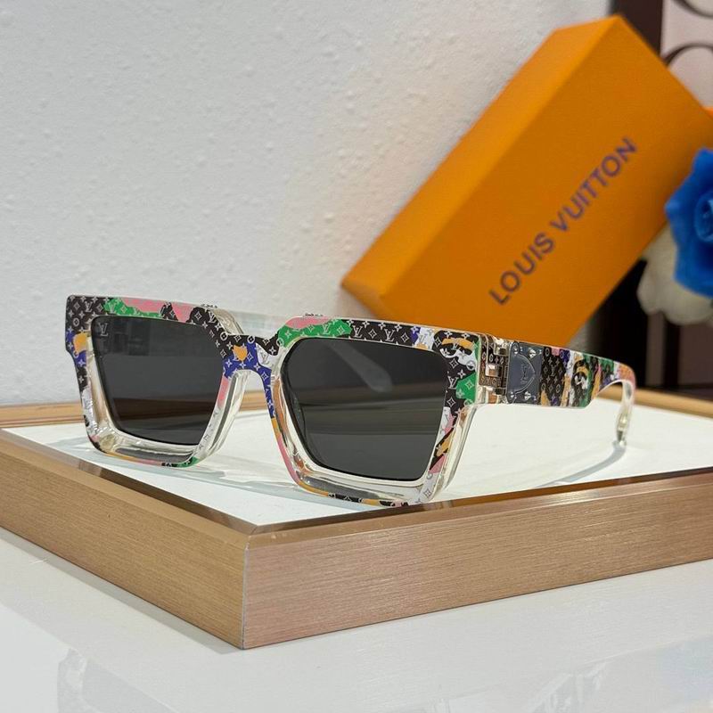 Louis Vuitton Sunglasses ID:20260319-244